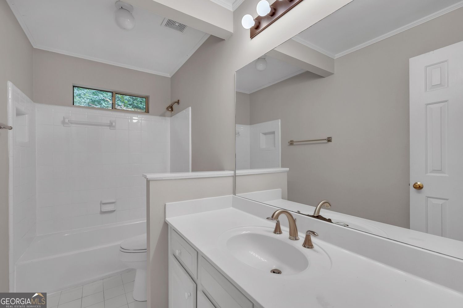 175 Pinevale Court Property Photo 28