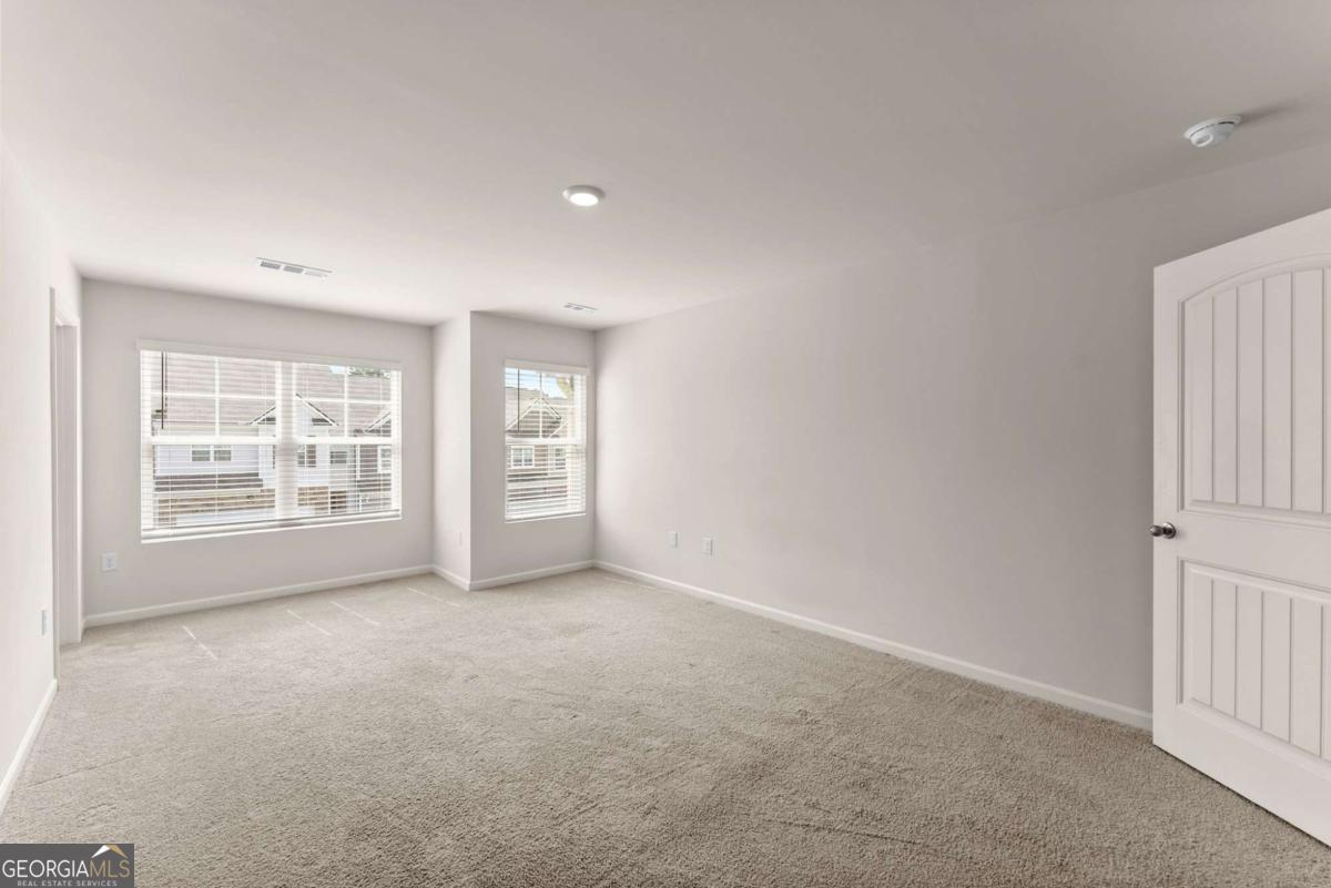 300 Stoneybrook Court Property Photo 18