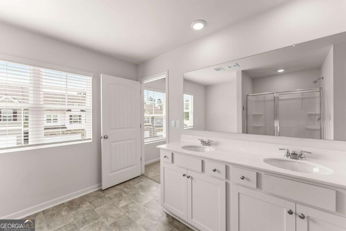 300 Stoneybrook Court Property Photo 22