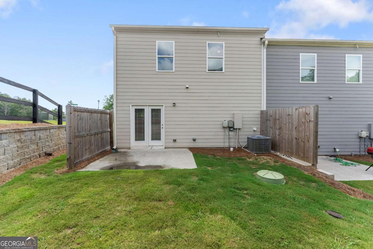 300 Stoneybrook Court Property Photo 34