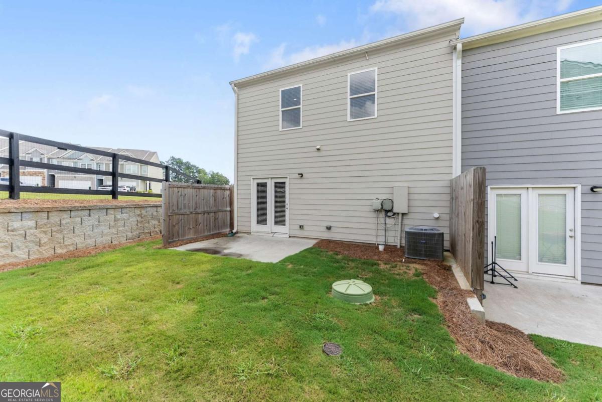 300 Stoneybrook Court Property Photo 35