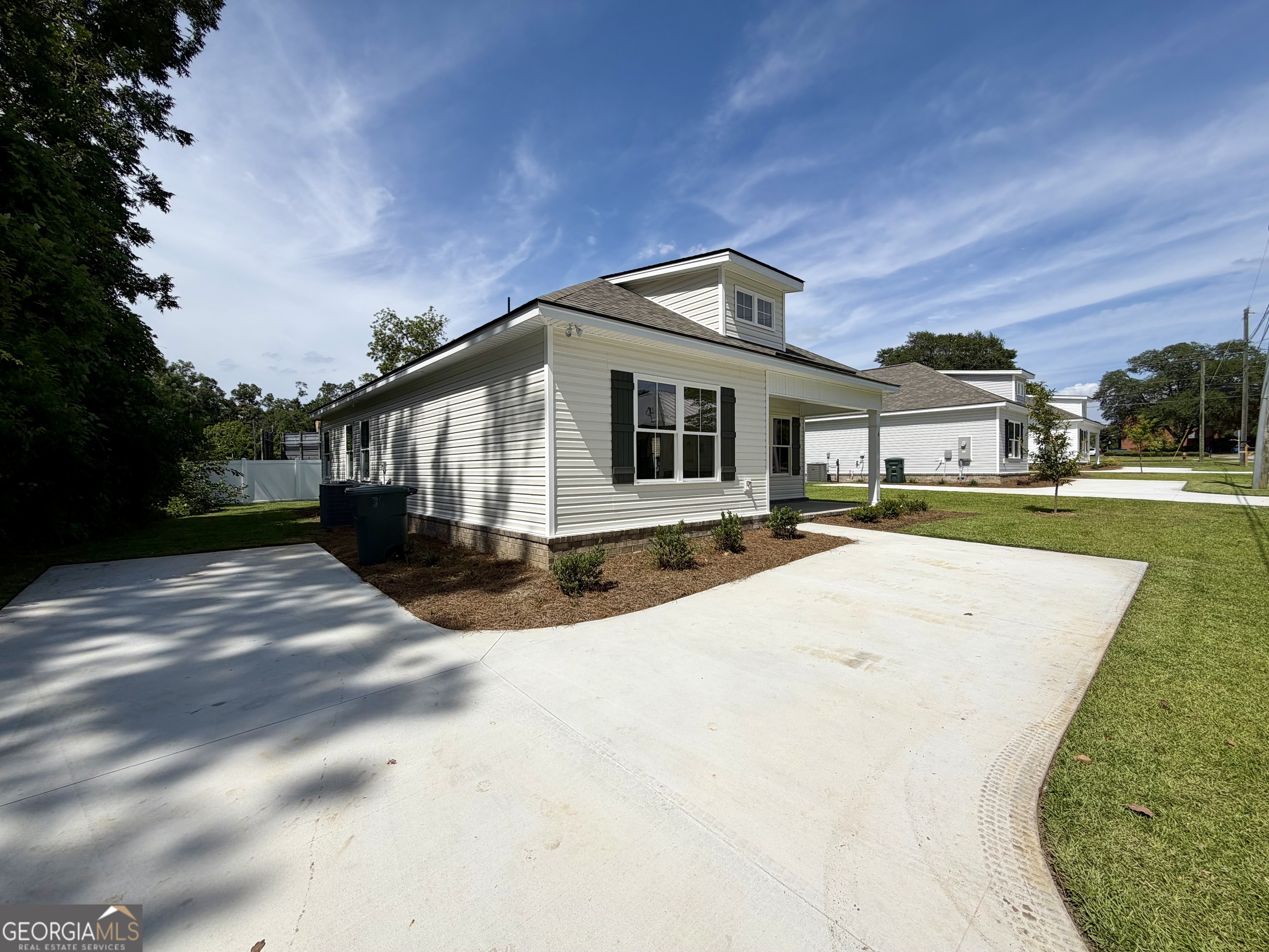 6 Roundtree Street Property Photo 3