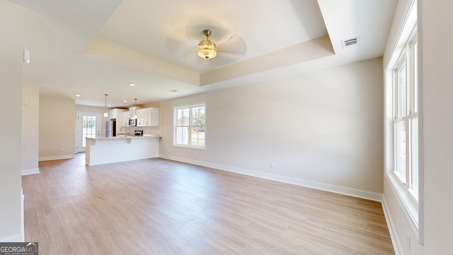 6 Roundtree Street Property Photo 5