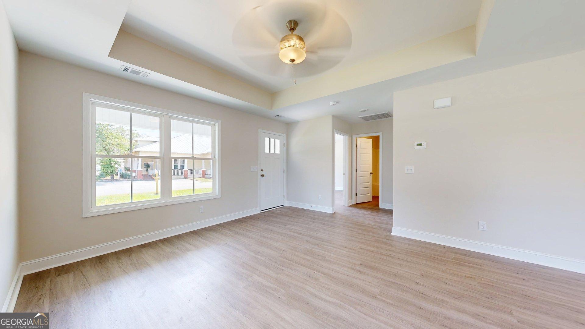 6 Roundtree Street Property Photo 6