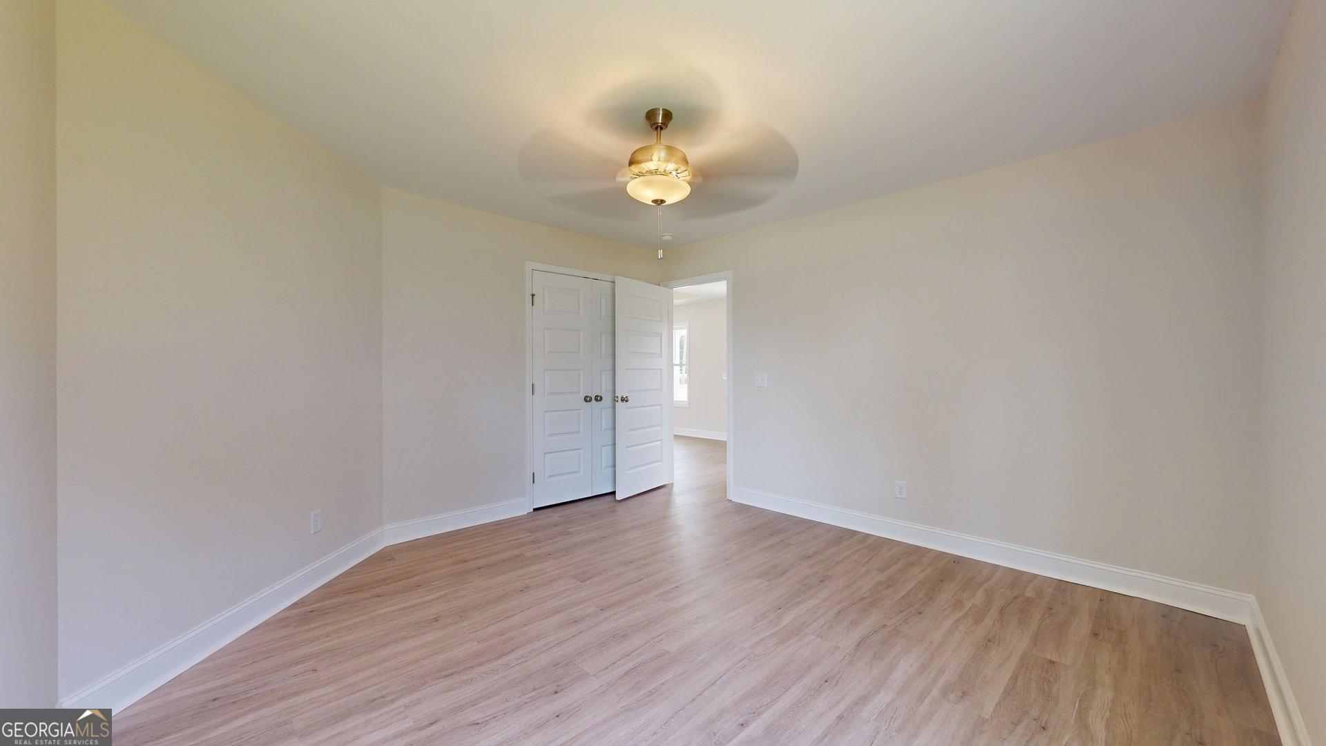 6 Roundtree Street Property Photo 17