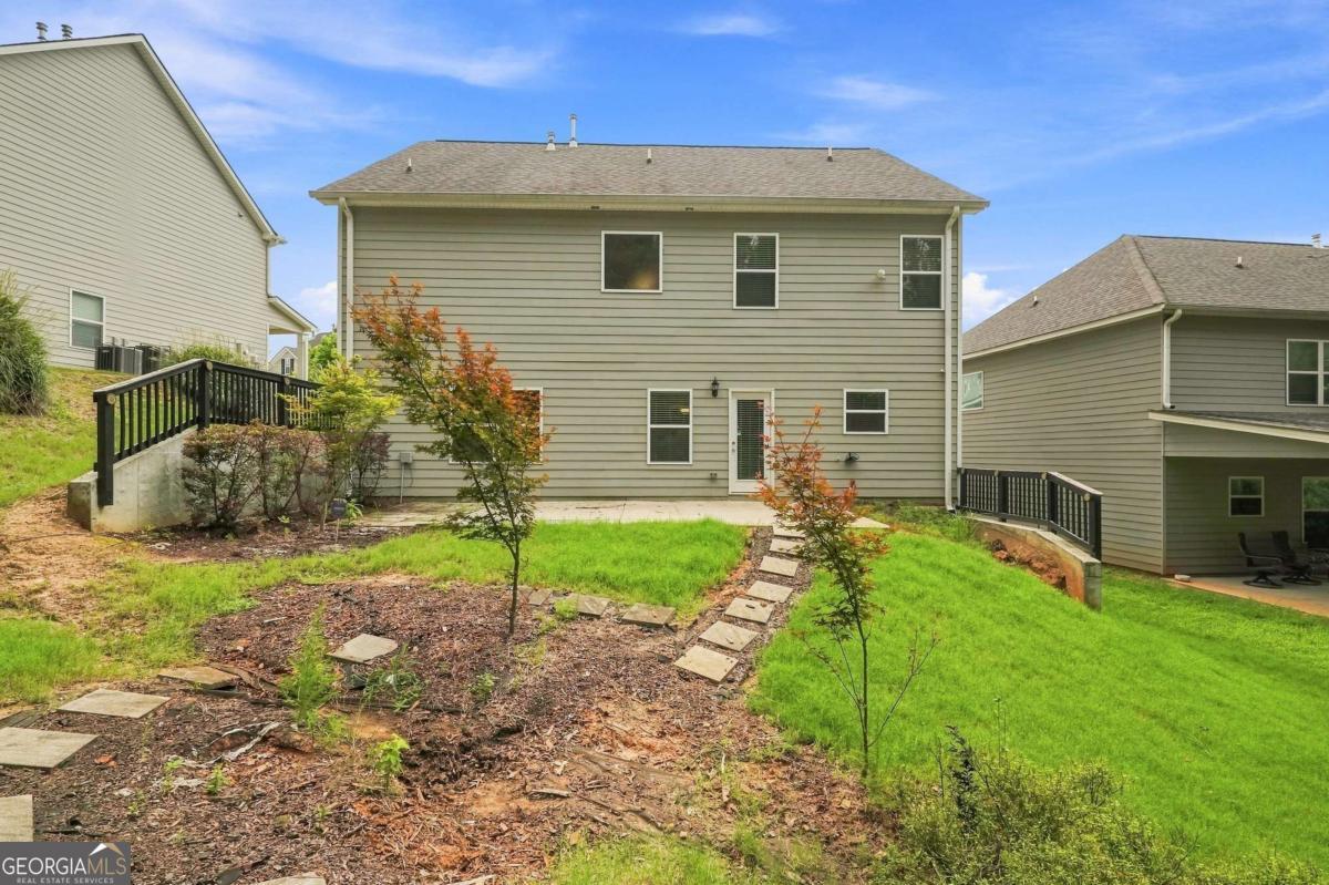 6323 Oakwell Place Property Photo 7