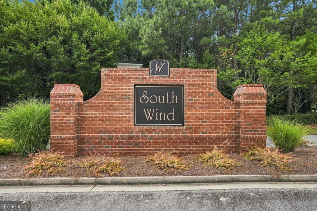 6323 Oakwell Place Property Photo 11