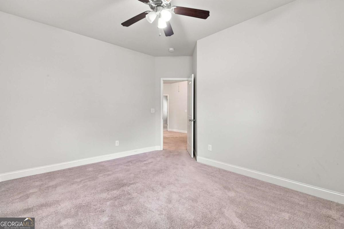6323 Oakwell Place Property Photo 27