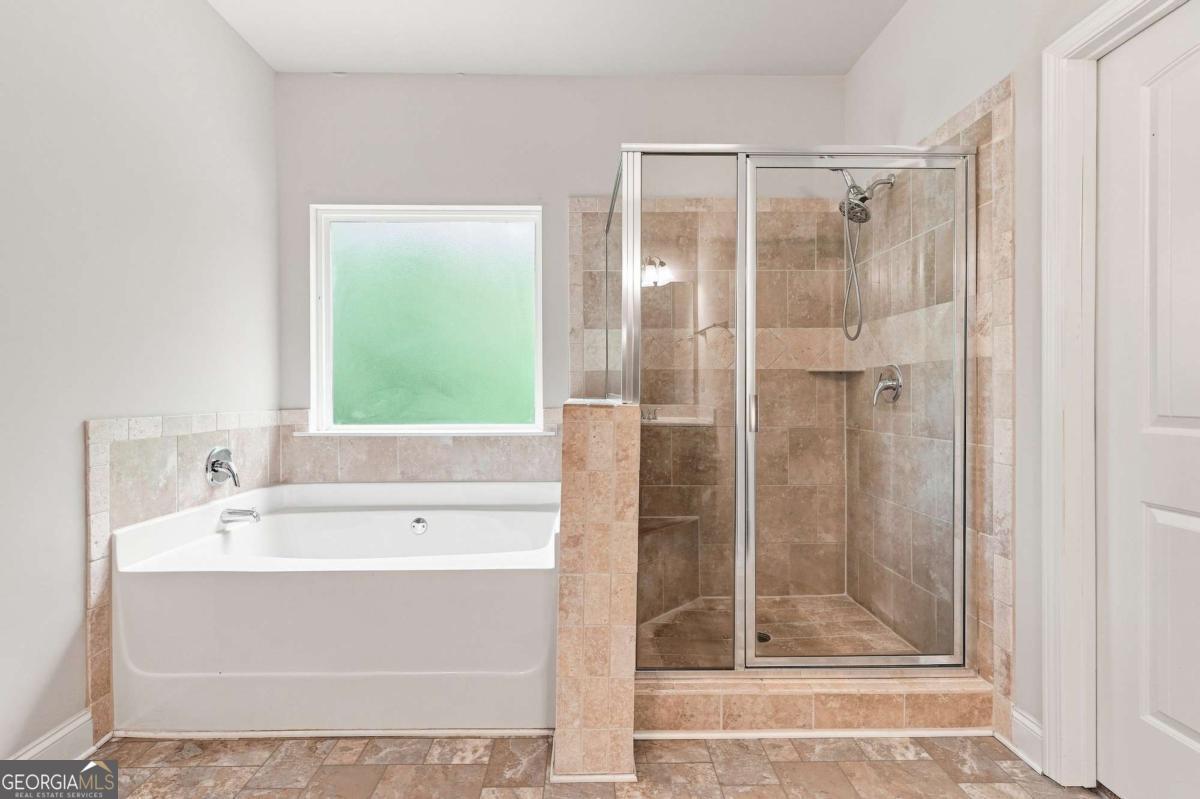 6323 Oakwell Place Property Photo 37