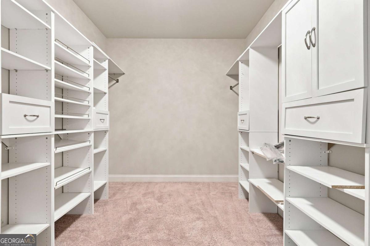 6323 Oakwell Place Property Photo 38