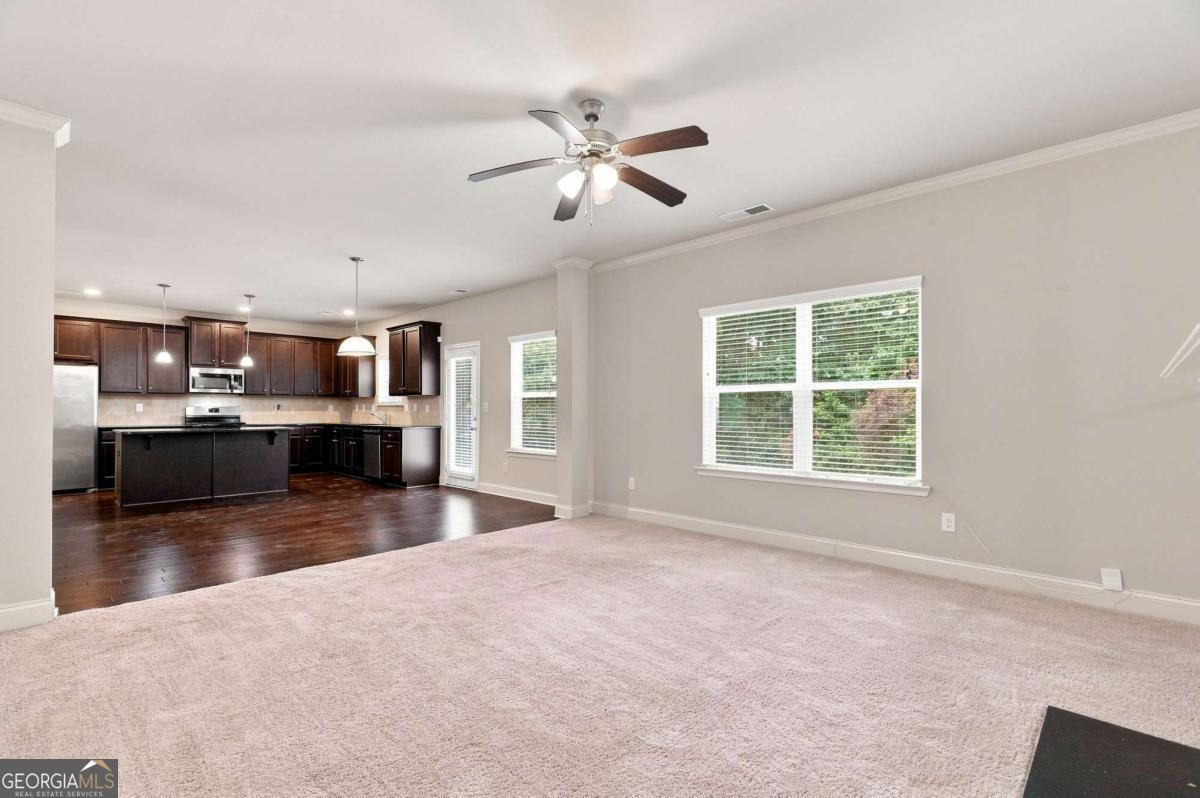6323 Oakwell Place Property Photo 56