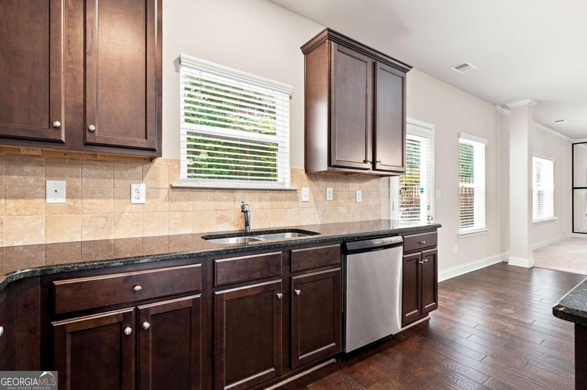 6323 Oakwell Place Property Photo 60