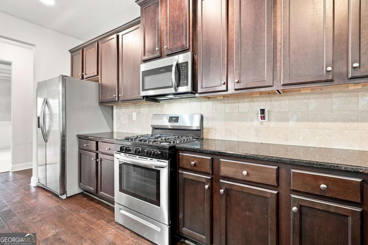 6323 Oakwell Place Property Photo 61