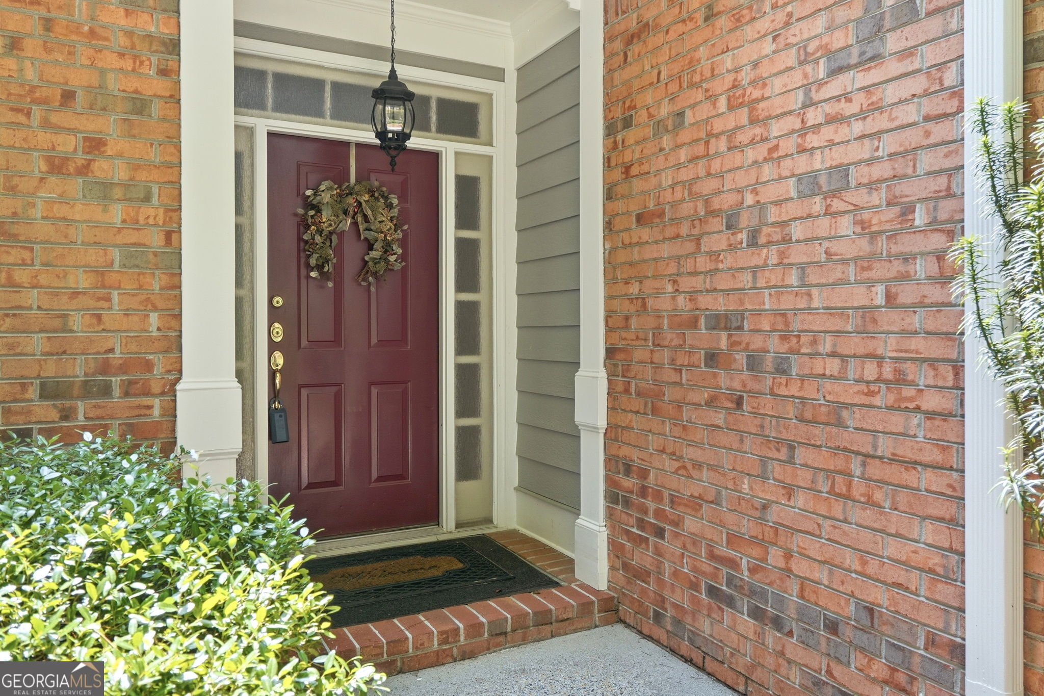 320 Valley Green Court Property Photo 2