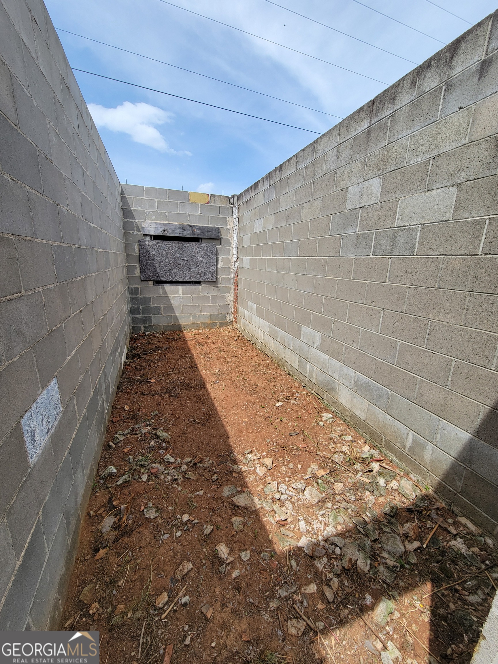 7567 Highway 24 W Property Photo 16