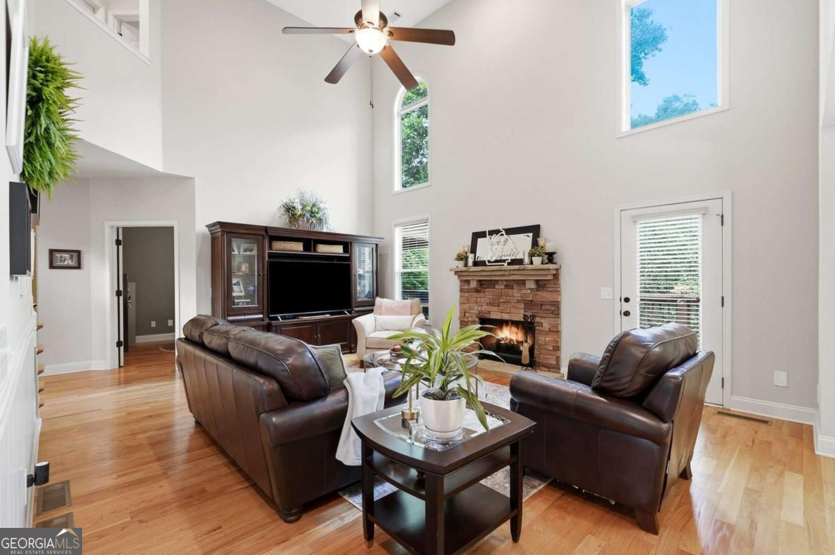 5660 Chestatee Landing Drive Property Photo 12