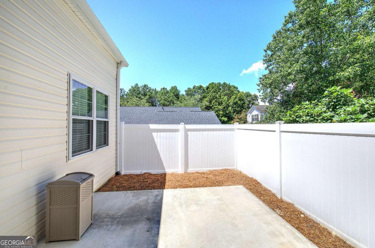 560 Windcroft Circle Nw Property Photo 32