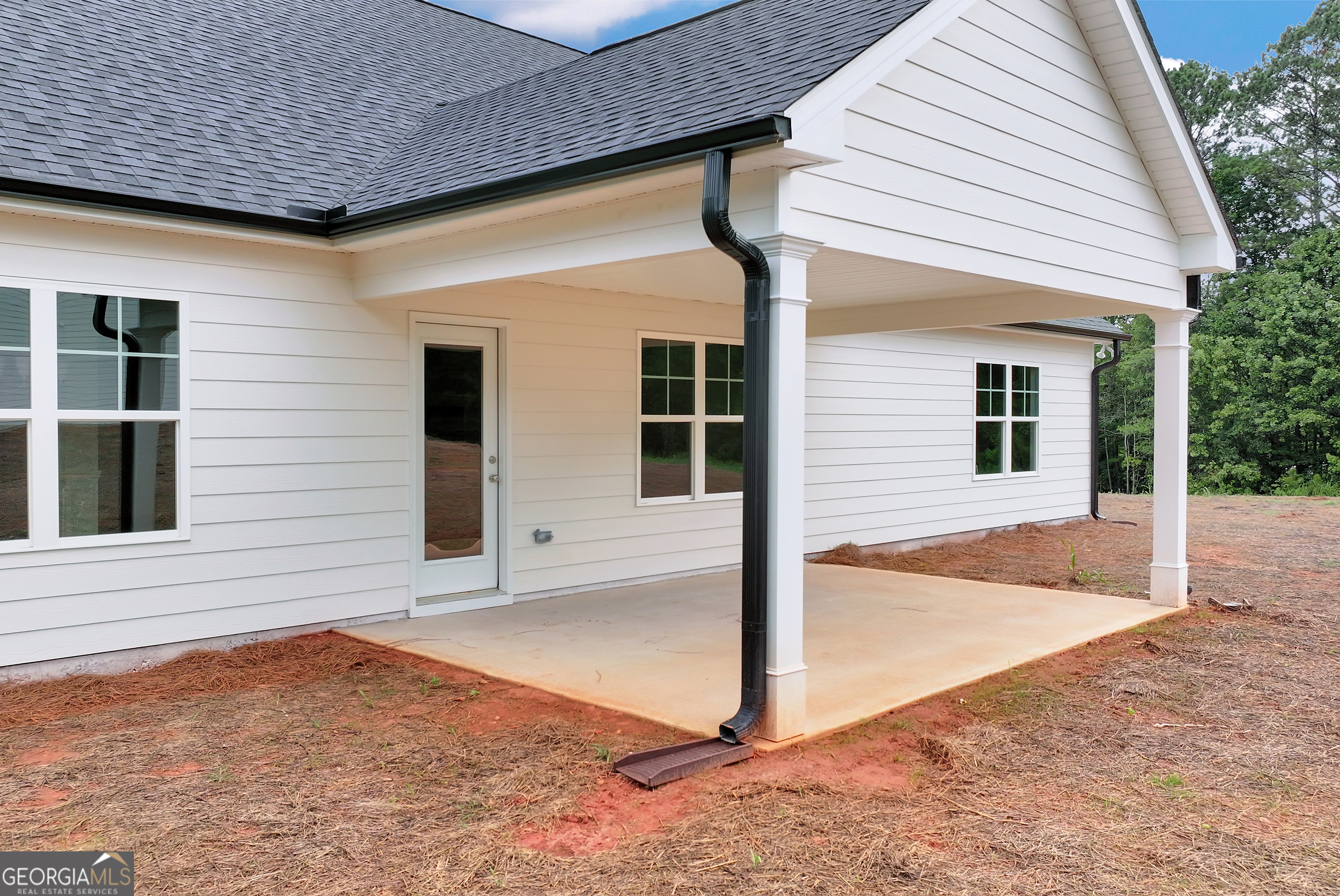 406 Myles Way Property Photo 2