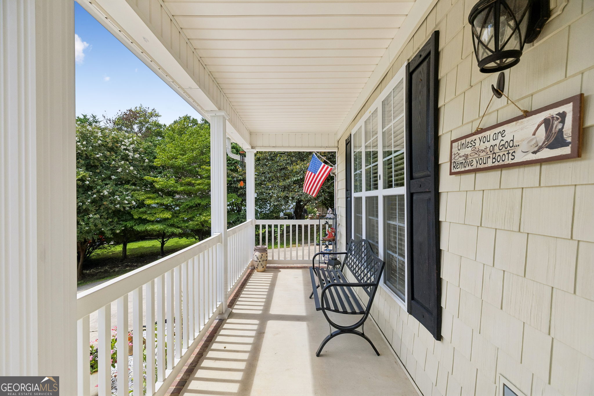 2926 Vine Drive Property Photo 4