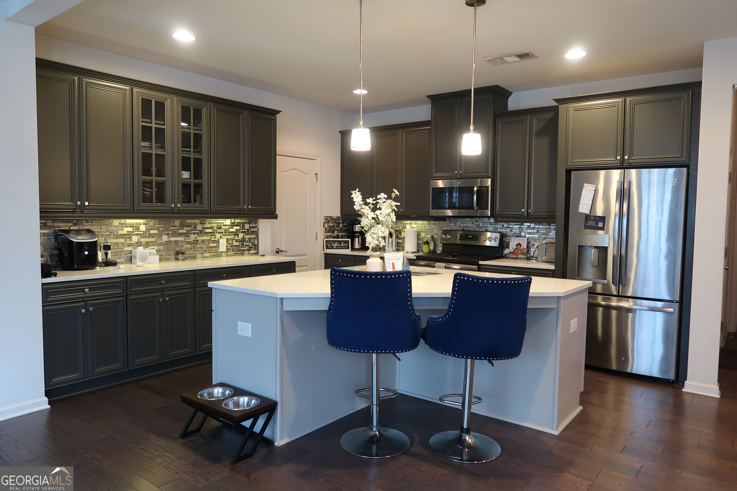 5740 Radford Loop Property Photo 9
