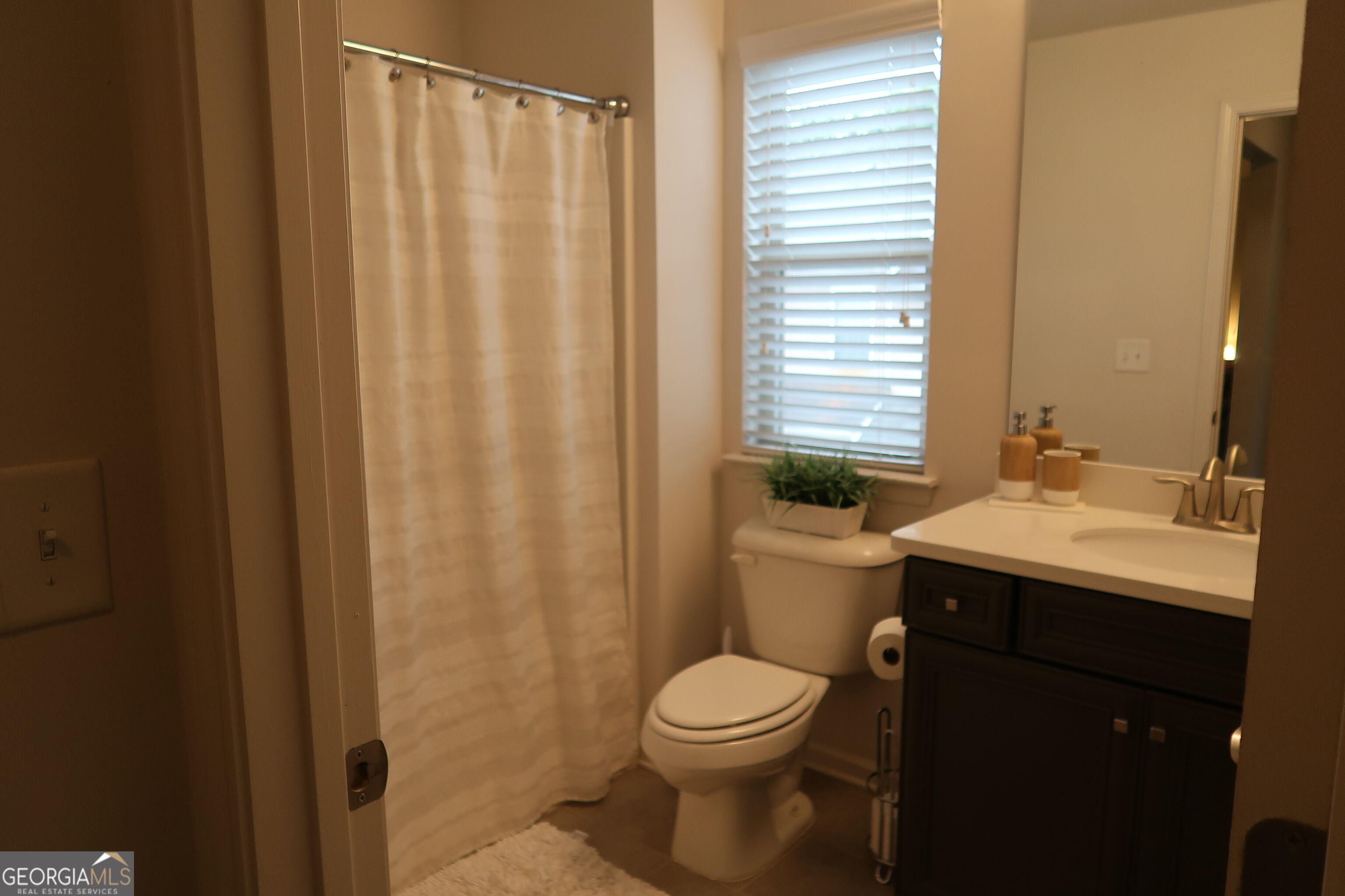 5740 Radford Loop Property Photo 25