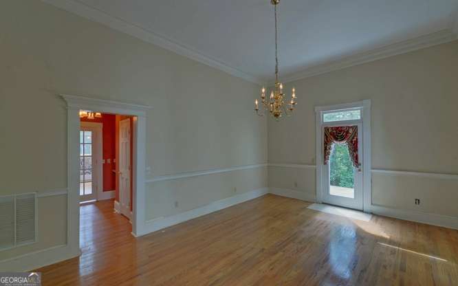 330 River Road Property Photo 3