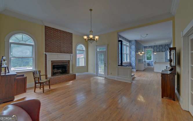 330 River Road Property Photo 5