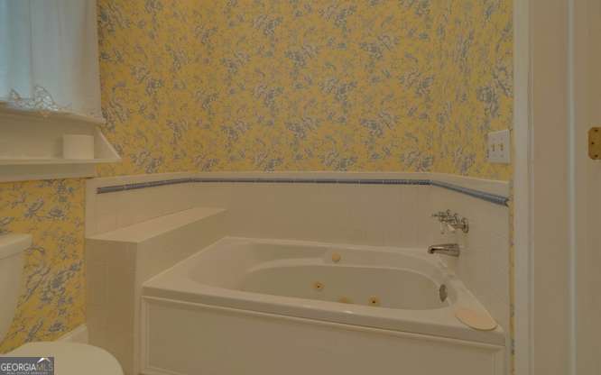 330 River Road Property Photo 11