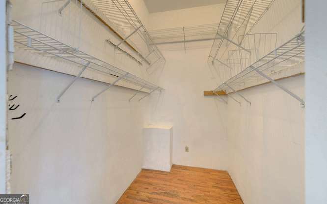 330 River Road Property Photo 12