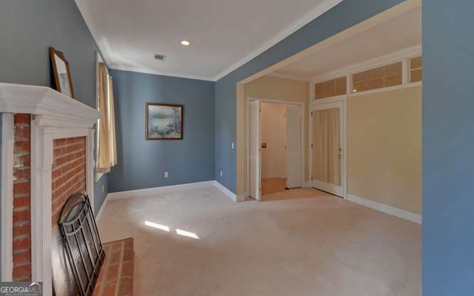 330 River Road Property Photo 17