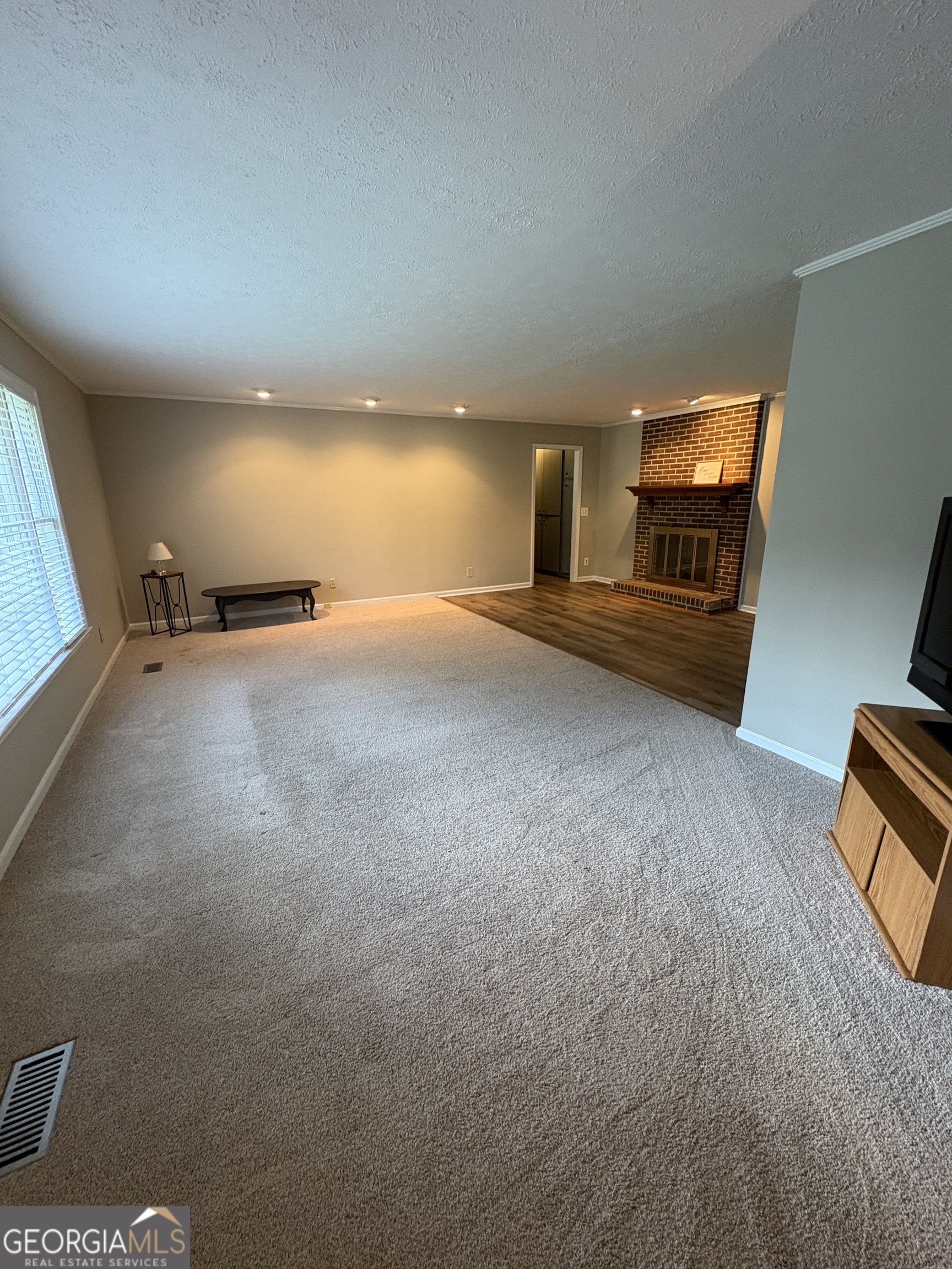 1340 5th Avenue Property Photo 5