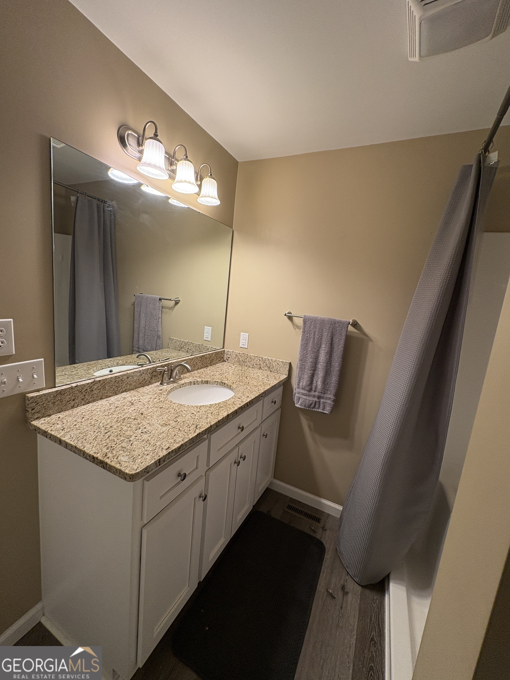 1340 5th Avenue Property Photo 18