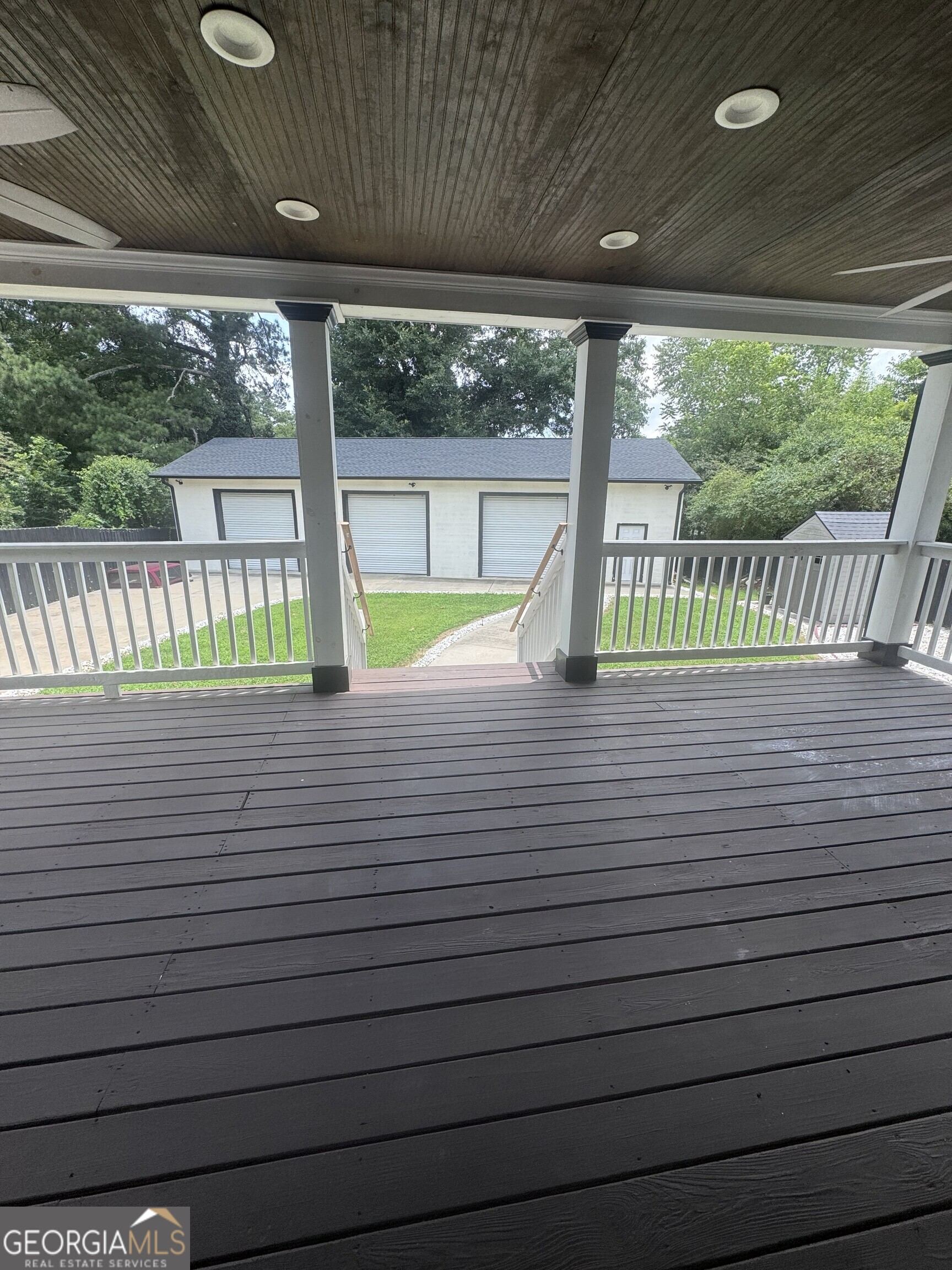 4100 Scott Drive Property Photo 10