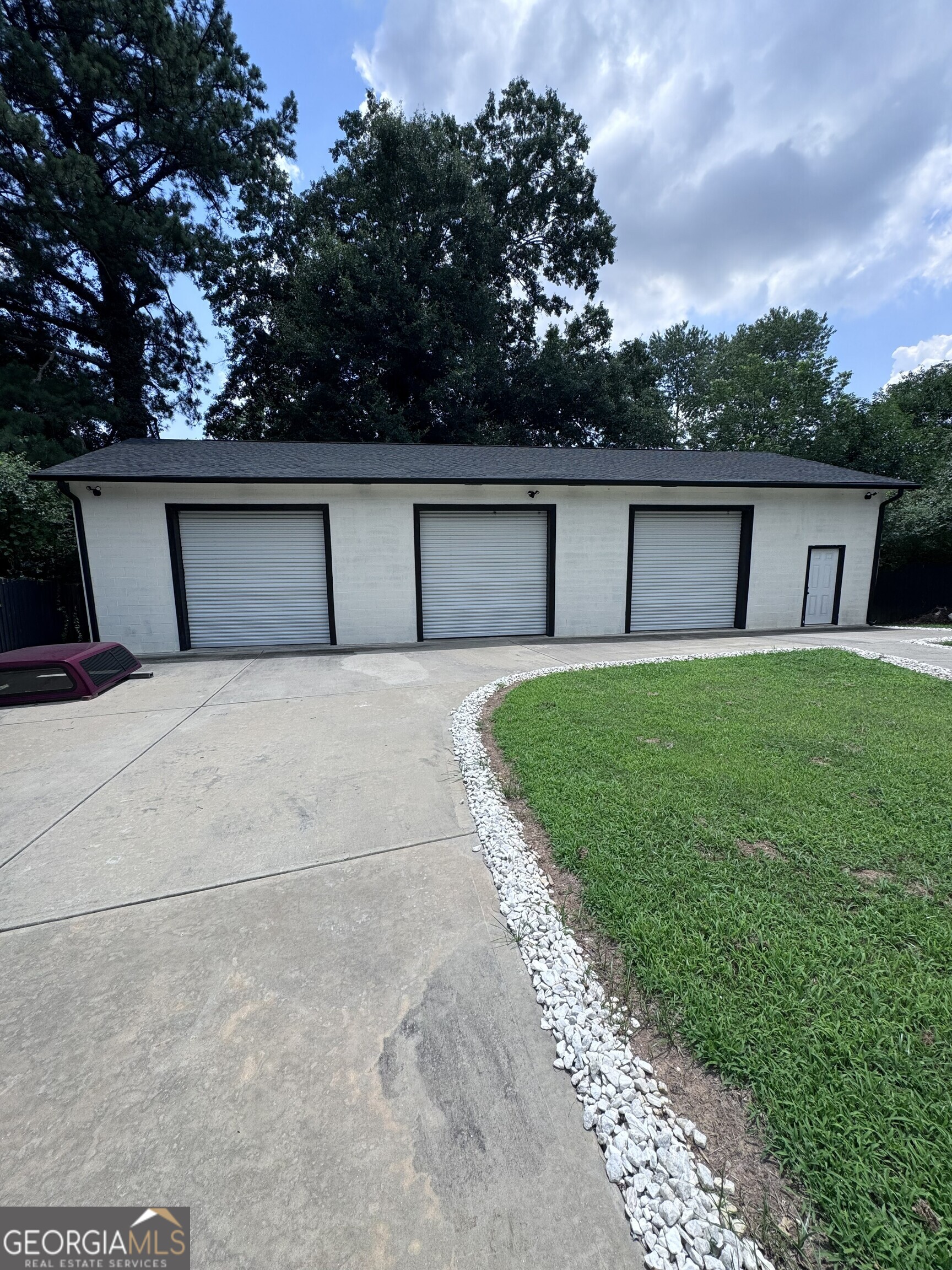 4100 Scott Drive Property Photo 17