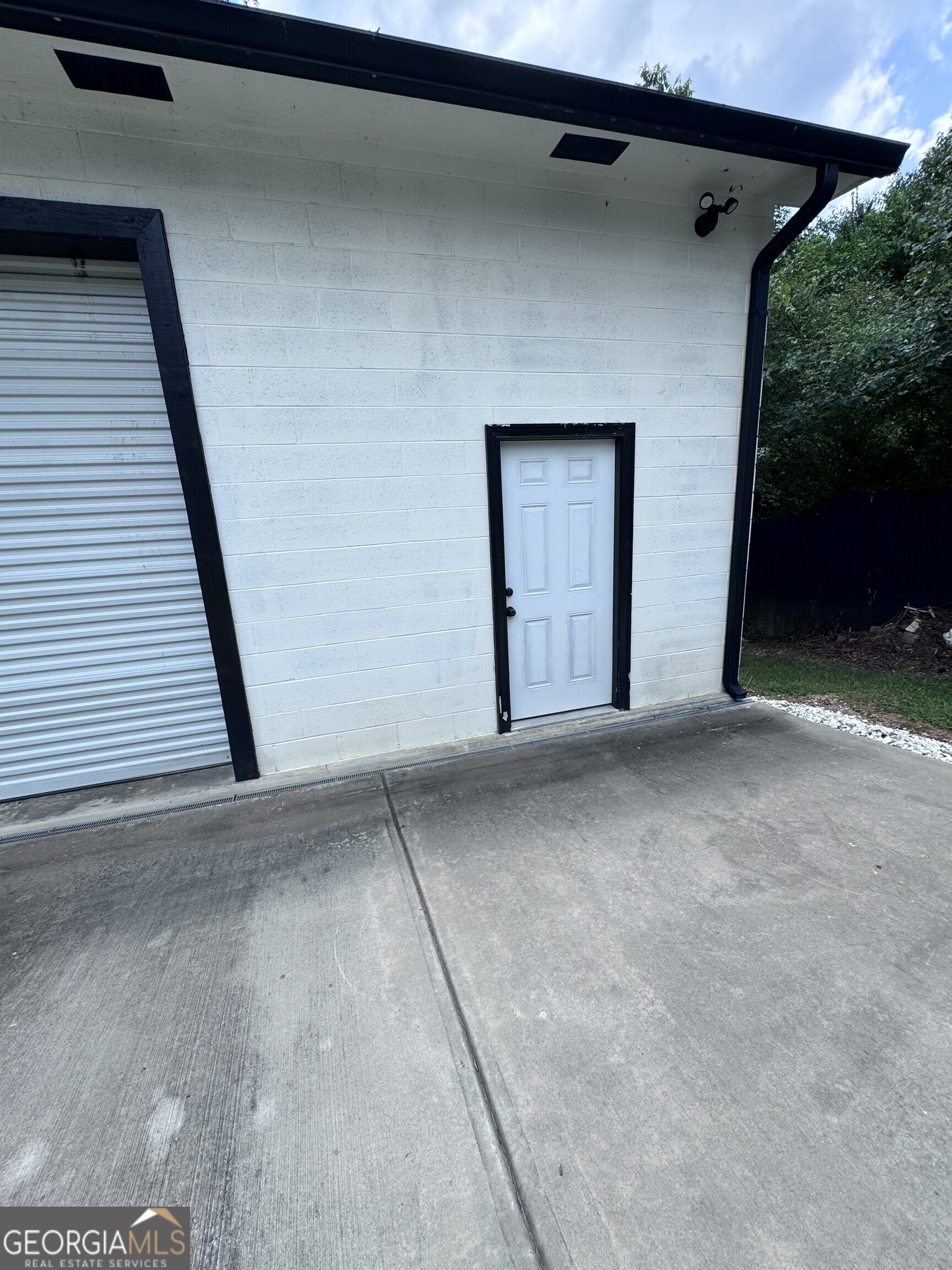 4100 Scott Drive Property Photo 18