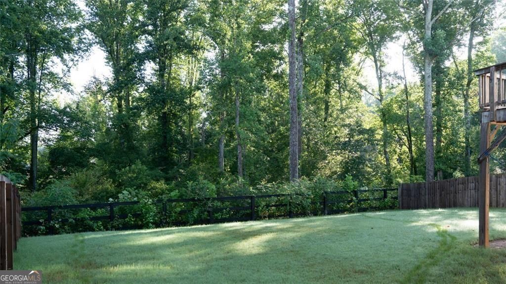 242 Barnwood Lane Property Photo 7