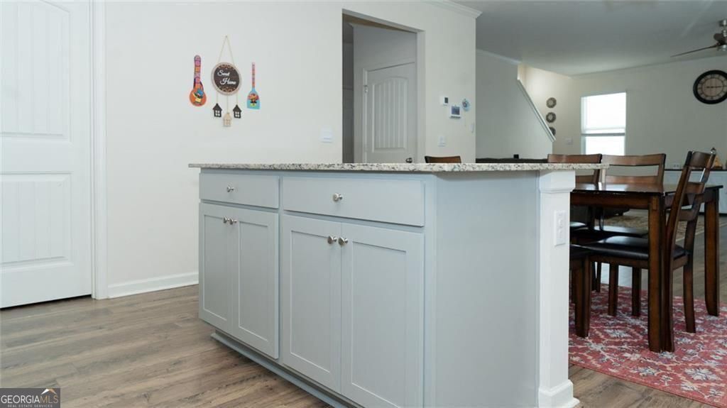 242 Barnwood Lane Property Photo 14