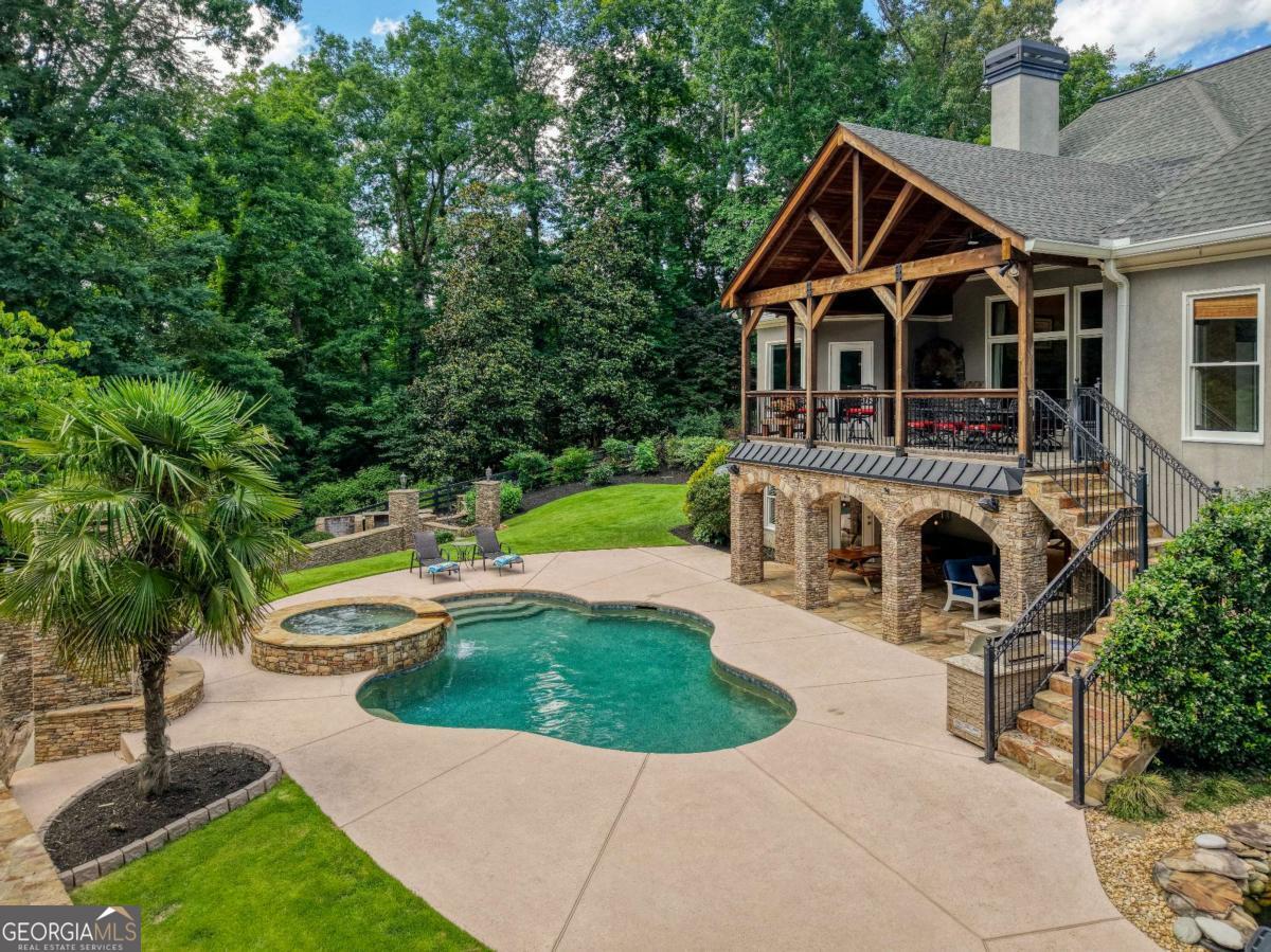 8320 Glen Lake Drive Property Photo 1