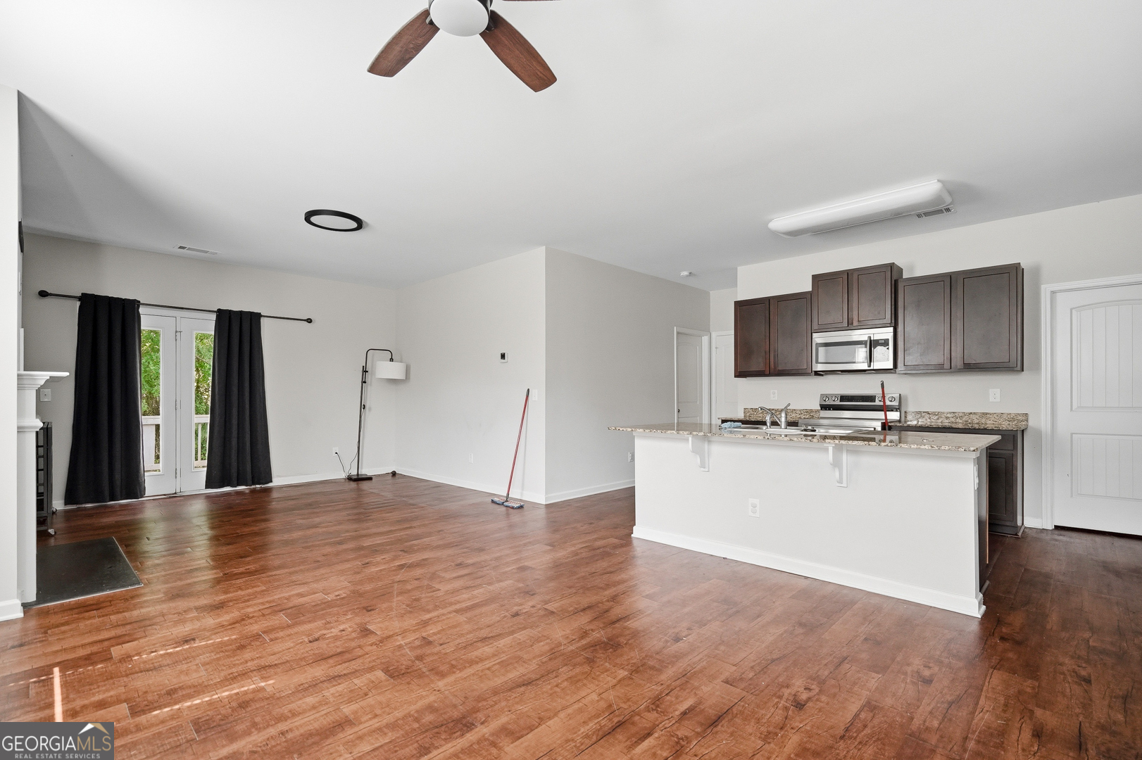 2024 S Sawgrass Drive E Property Photo 7