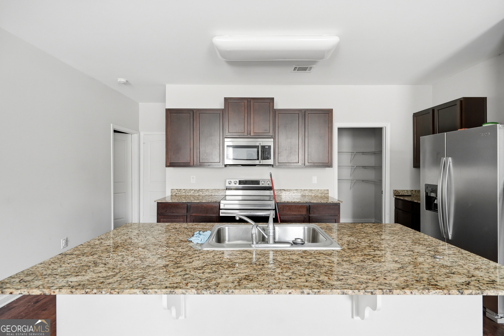 2024 S Sawgrass Drive E Property Photo 14