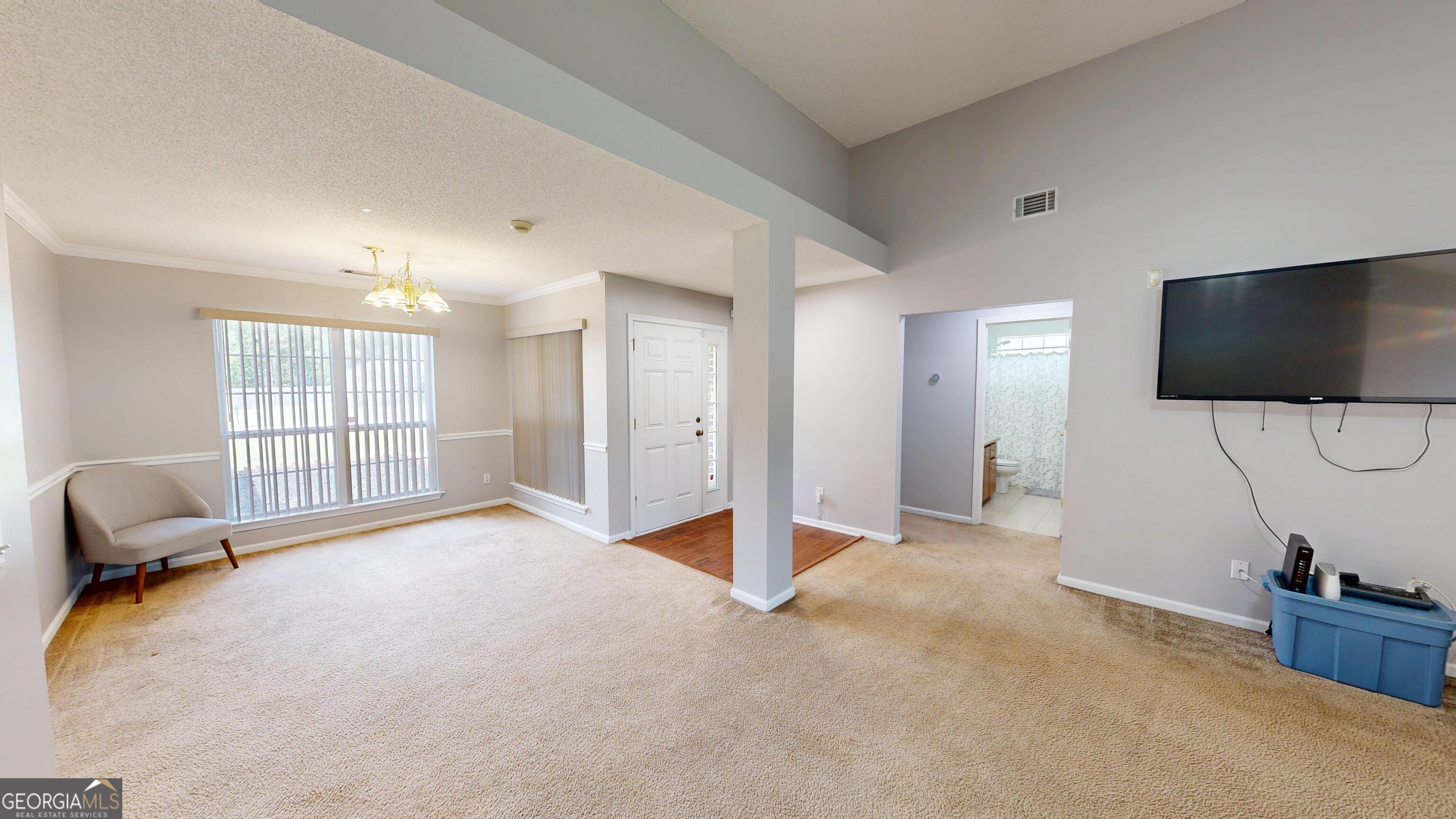 125 Joshua Circle Property Photo 6