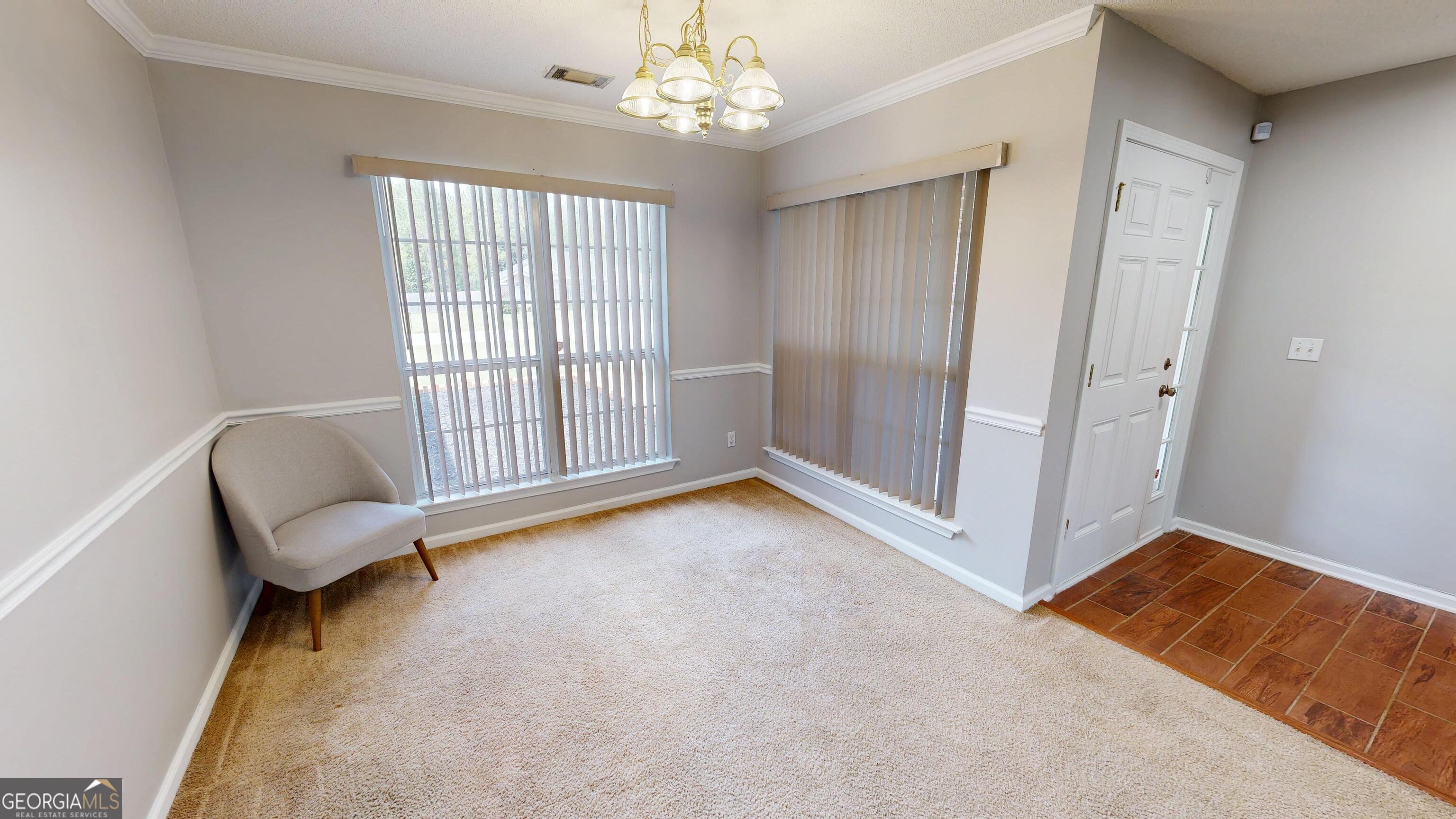 125 Joshua Circle Property Photo 9