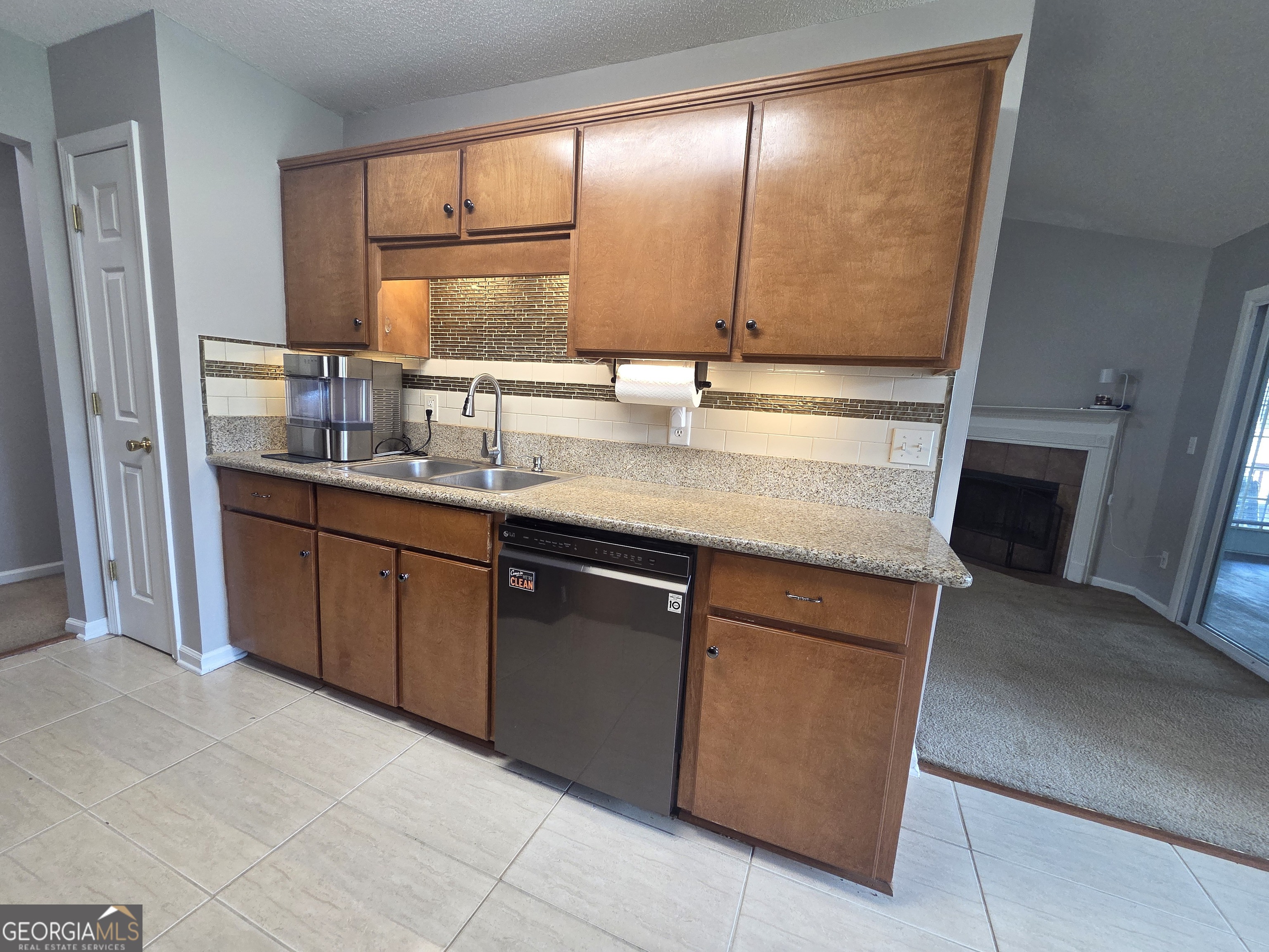 125 Joshua Circle Property Photo 12