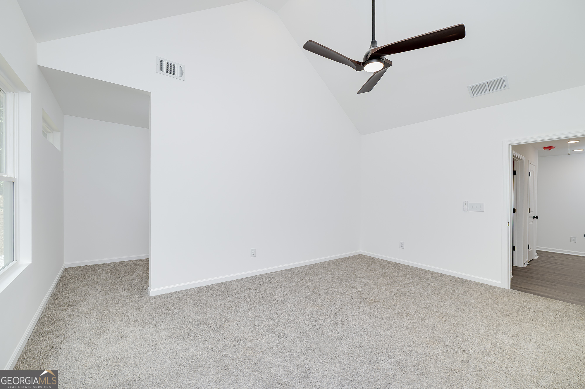 548 Barnesville Road Property Photo 22