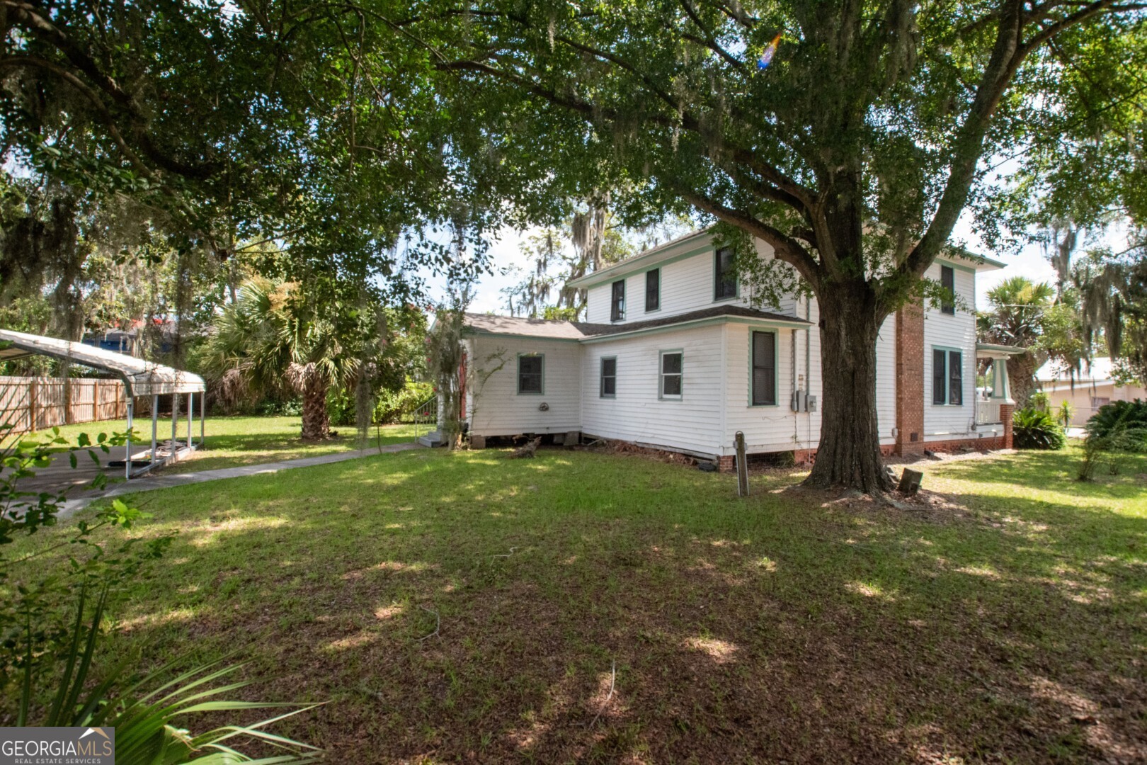 400 First Street Property Photo 28