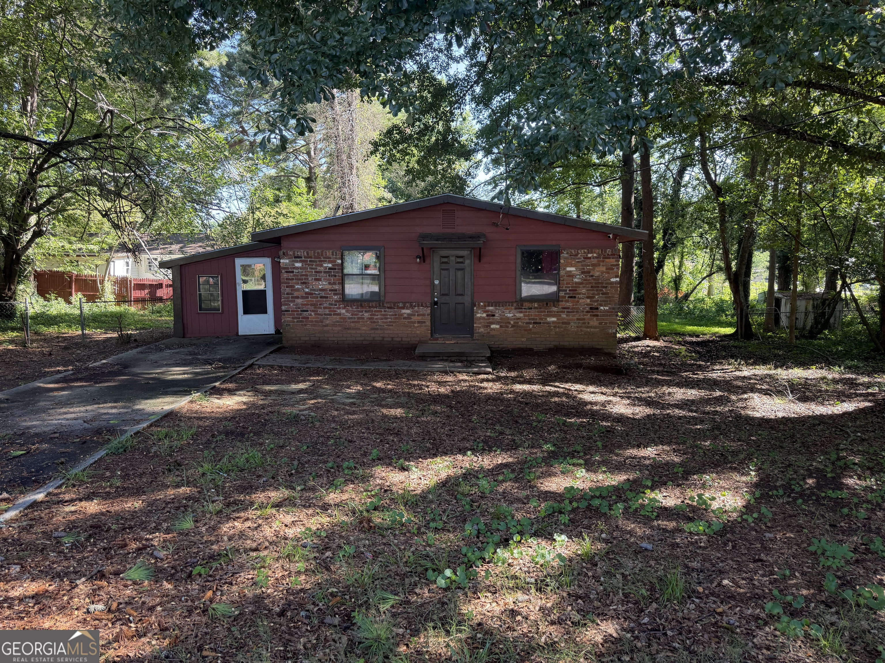 6168 Castlewood Drive Property Photo 1