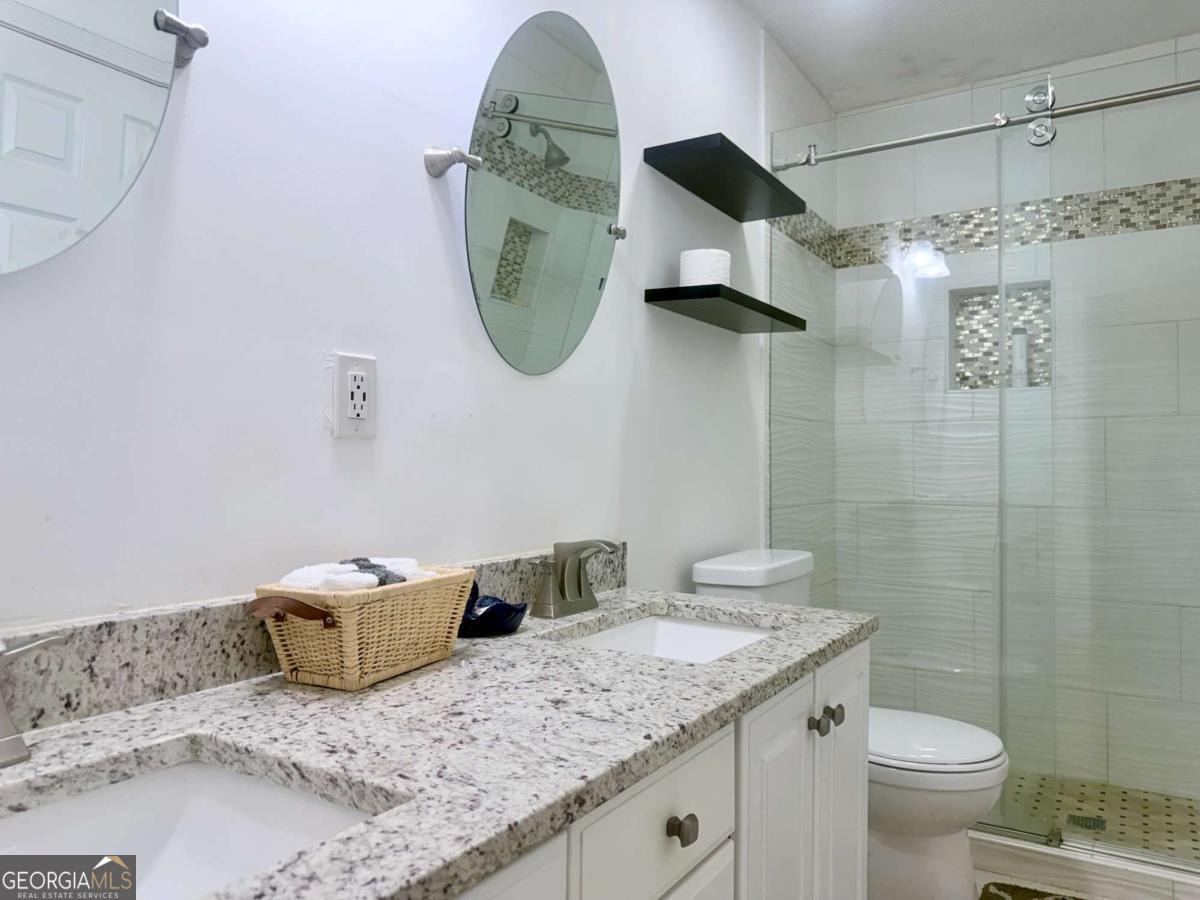 345 Winchester Way Property Photo 23