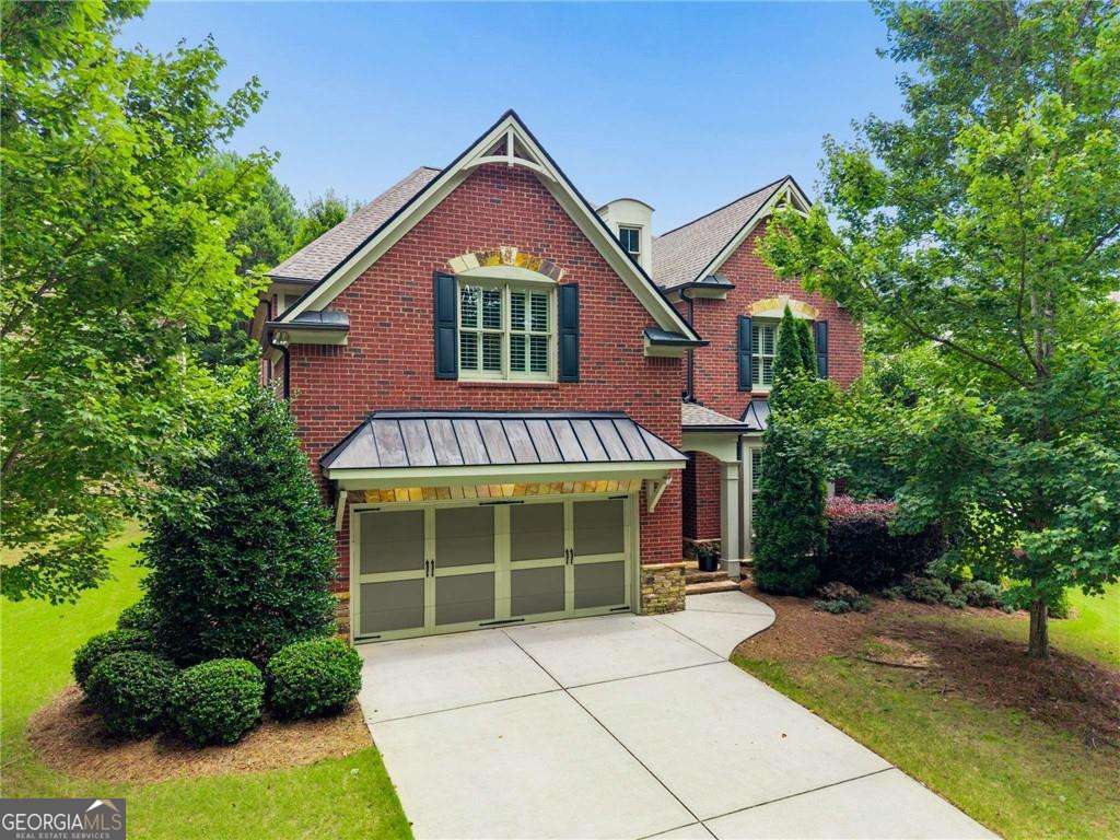 2020 Anderson Drive Se Property Photo 1