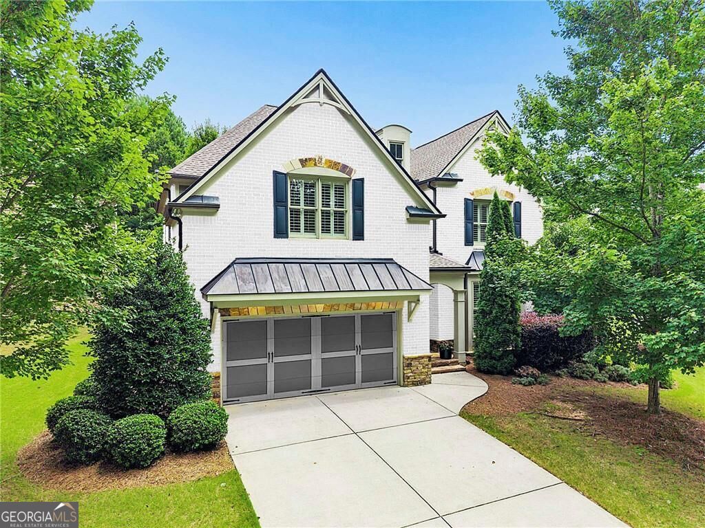 2020 Anderson Drive Se Property Photo 1