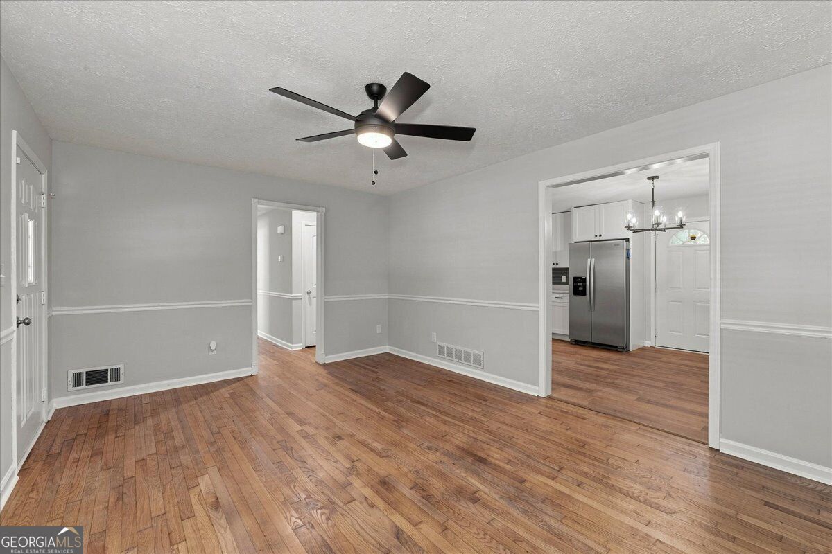 7102 Doncaster Road Property Photo 6